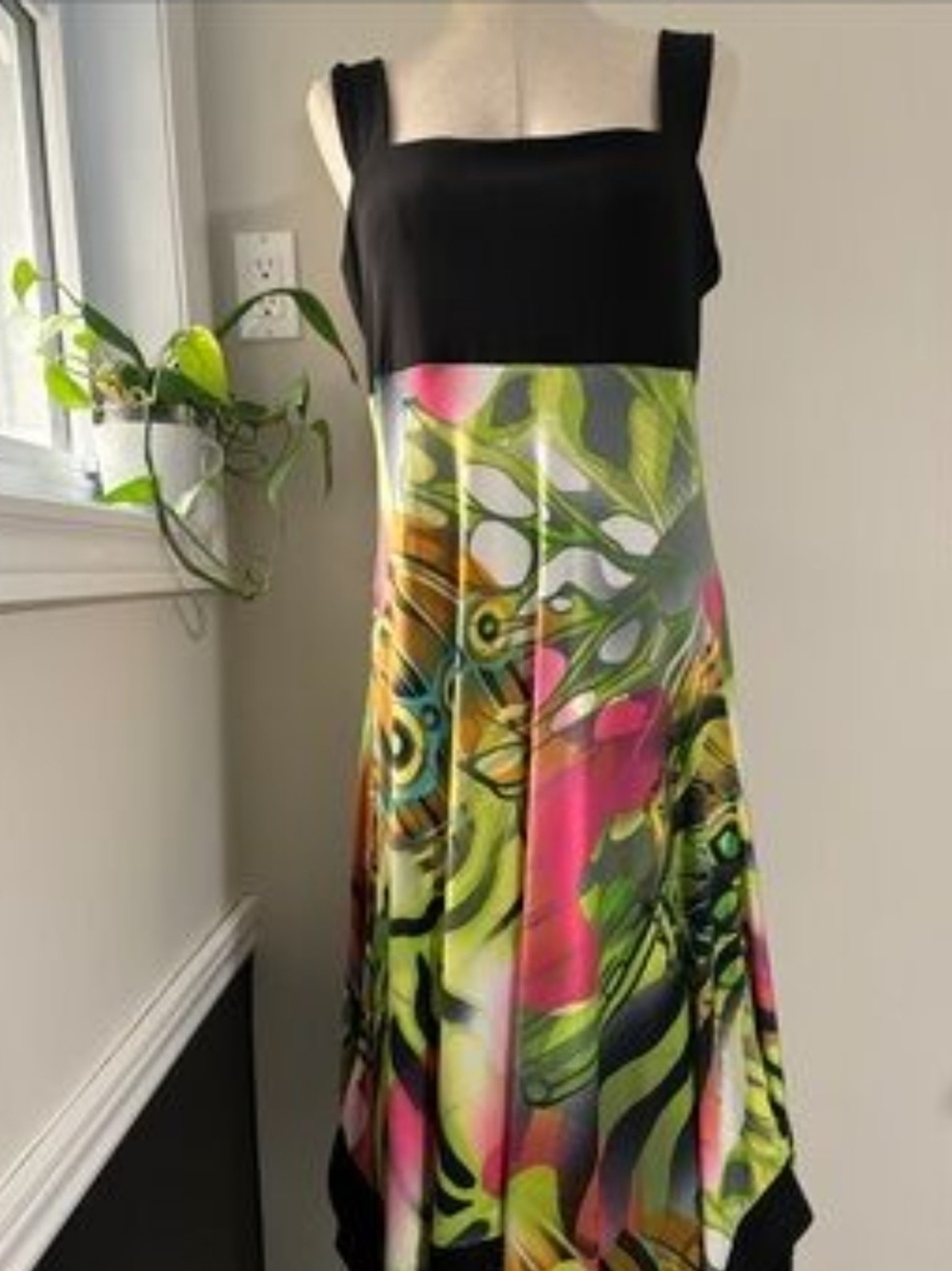 Frank Lyman Design Black Top Multicolor Abstract Floral Midi Dress- 1432